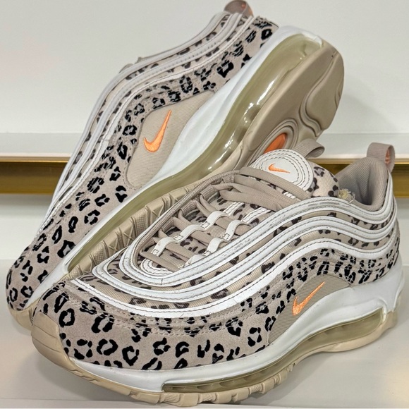Nike Shoes - 🐆 Nike Air Max 97 Leopard Print CW5595-001 Women 7.5 EUC Animal Print Icon 🐆